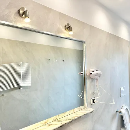 Le Stelle Del Museo Oda ve Kahvaltı 4*